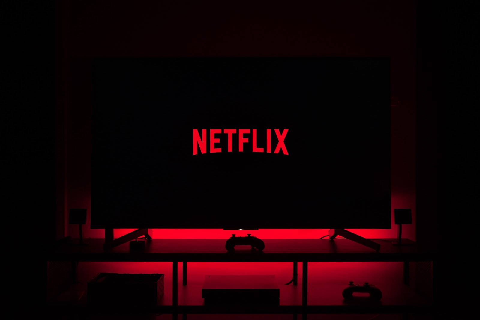 Netflix-ը սփոյլերներով գովազդային վահանակներով փորձում է մարդկանց տանը պահել