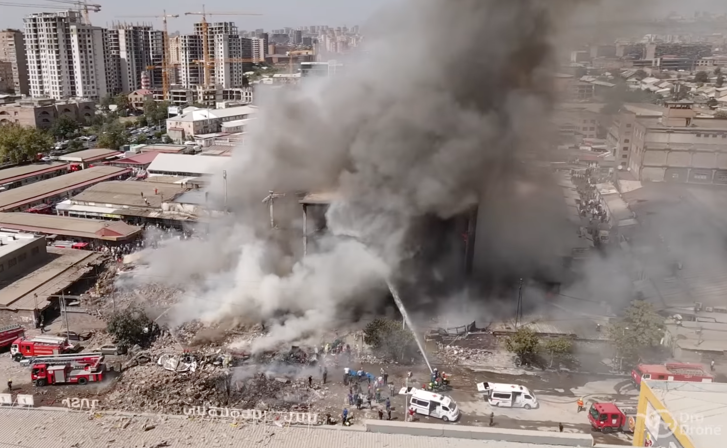 ТЦ Сурмалу Ереван до взрыва. Взрыв здания.